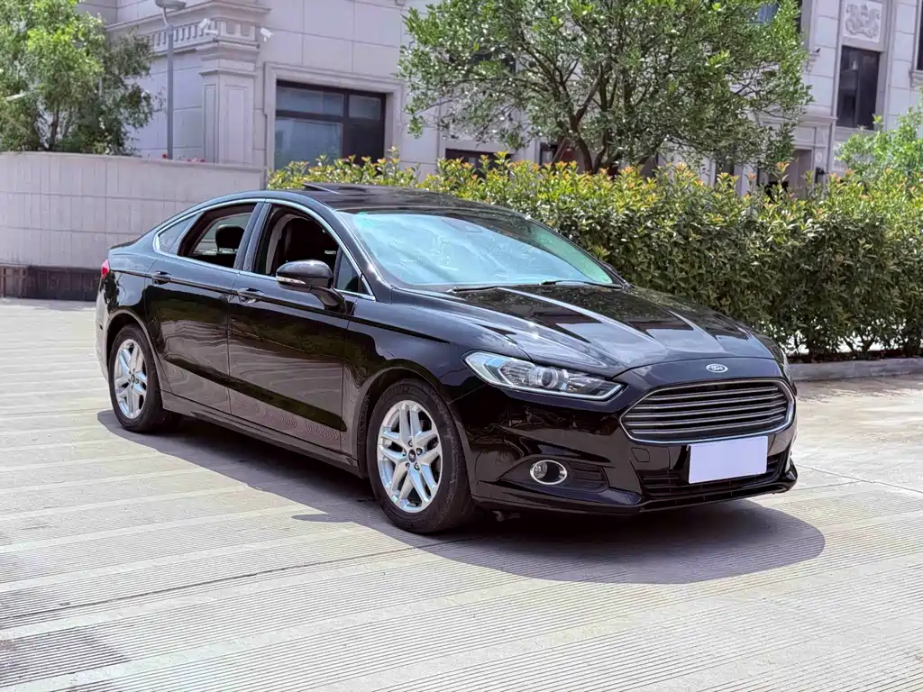 Ford Mondeo — миниатюра 3