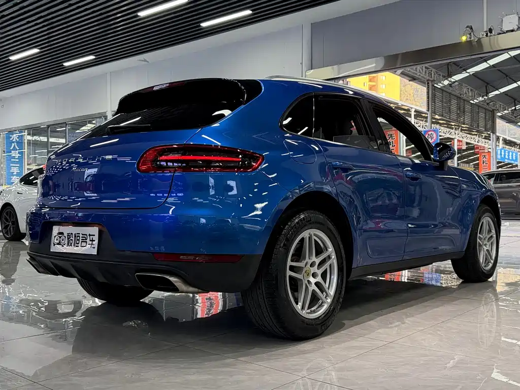 Porsche Macan — миниатюра 9