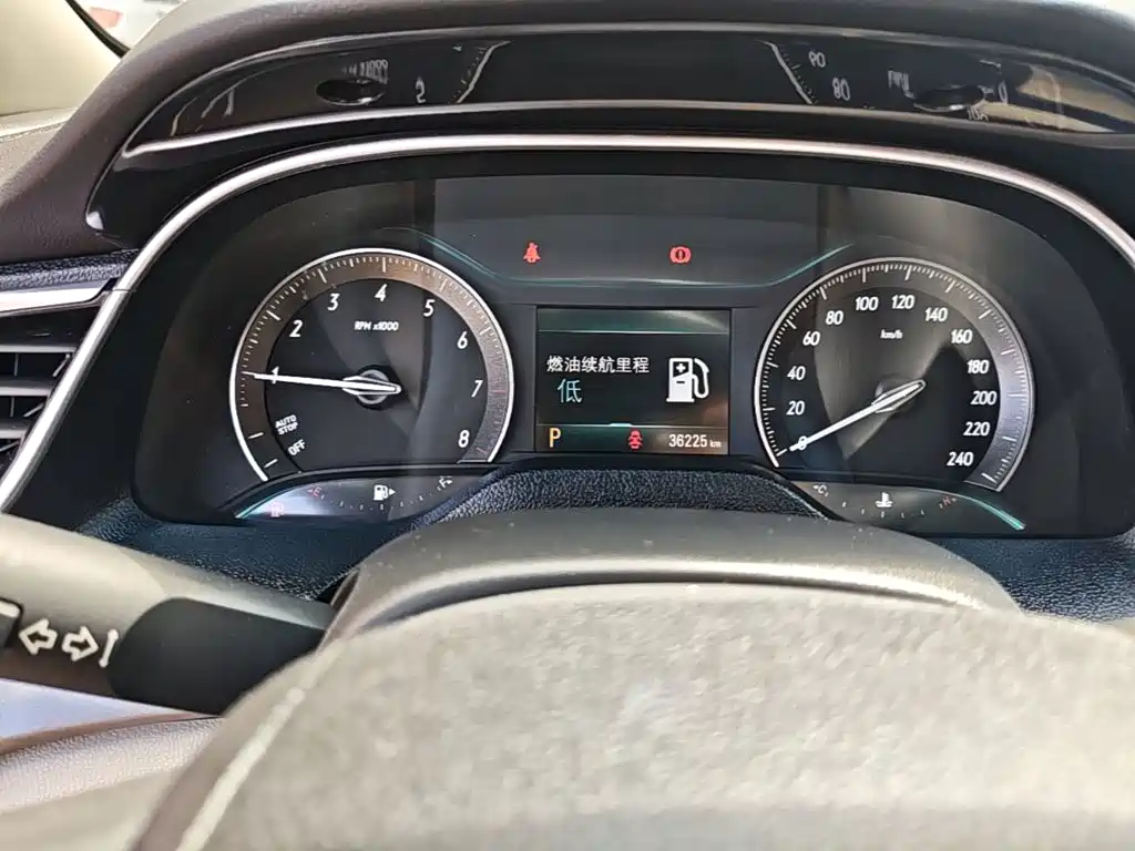 Buick Excelle — миниатюра 8