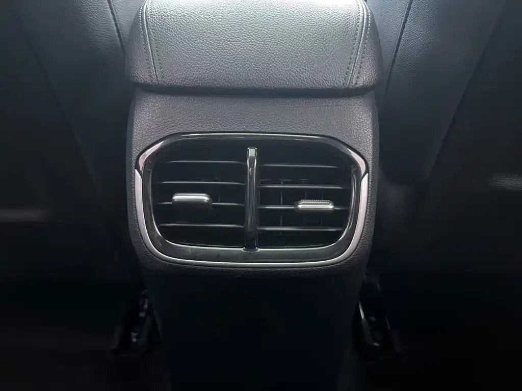 Hyundai Fista — миниатюра 5