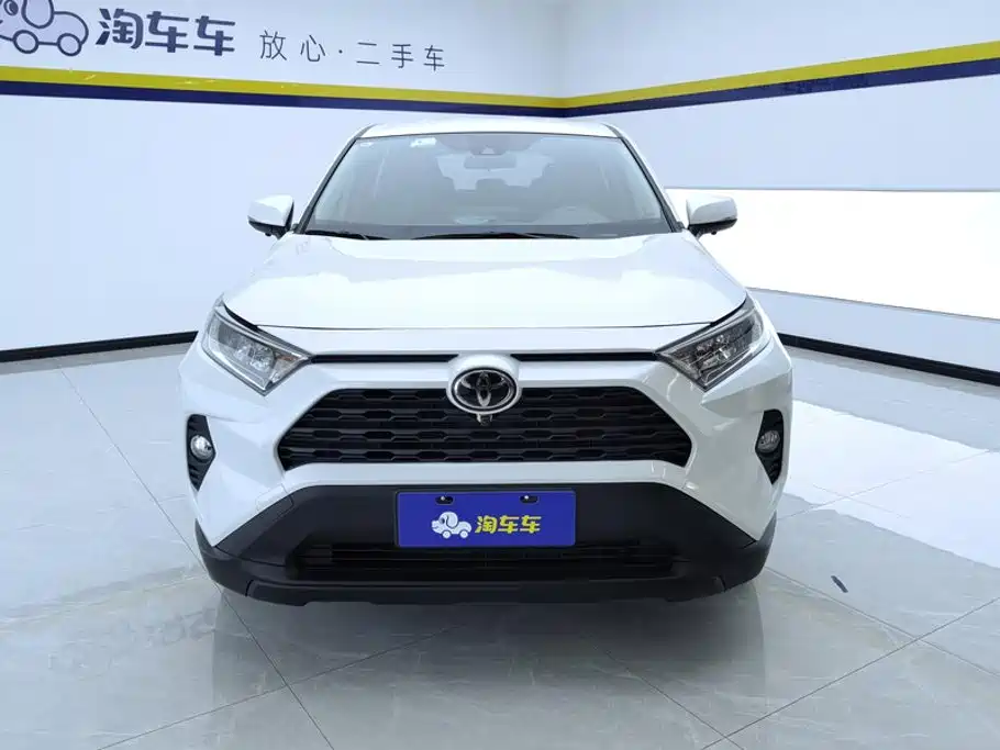 Toyota RAV4 — миниатюра 2