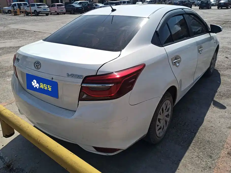Toyota Vios — миниатюра 3