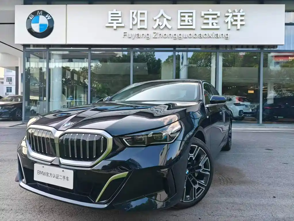 宝马5系 2025款 530Li 尊享型 M运动套装 2025