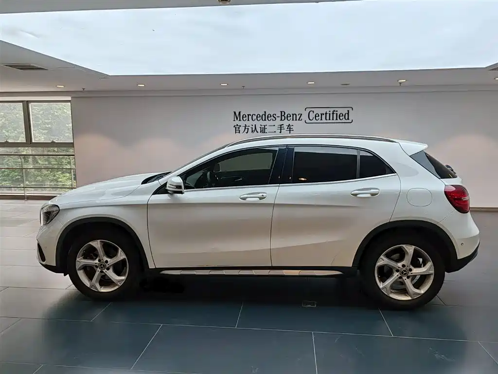 Mercedes-Benz GLA 2018 GLA 200