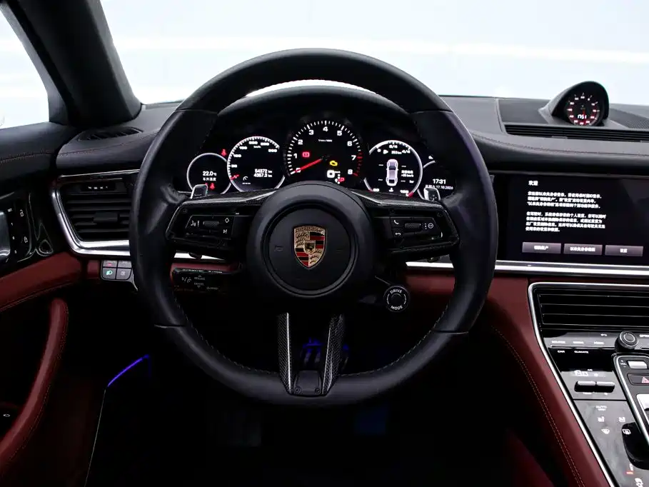 Porsche Panamera — миниатюра 7