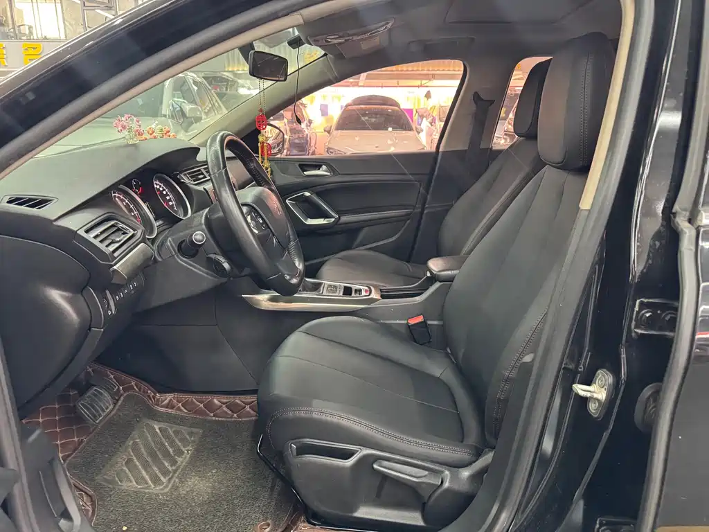 Peugeot 408 — миниатюра 9