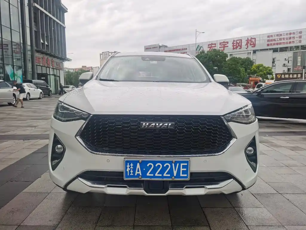 Haval F7