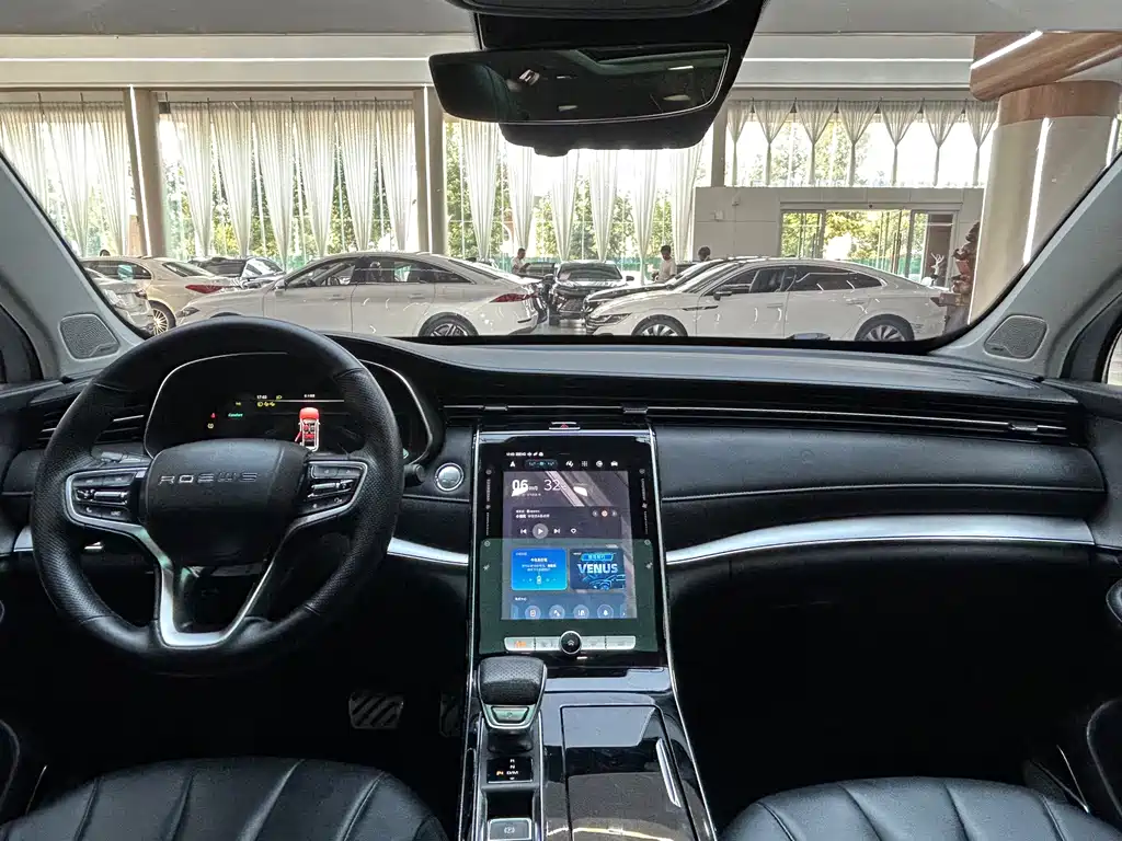Roewe RX5 MAX — миниатюра 15