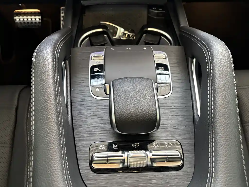 Mercedes-Benz GLS — миниатюра 20