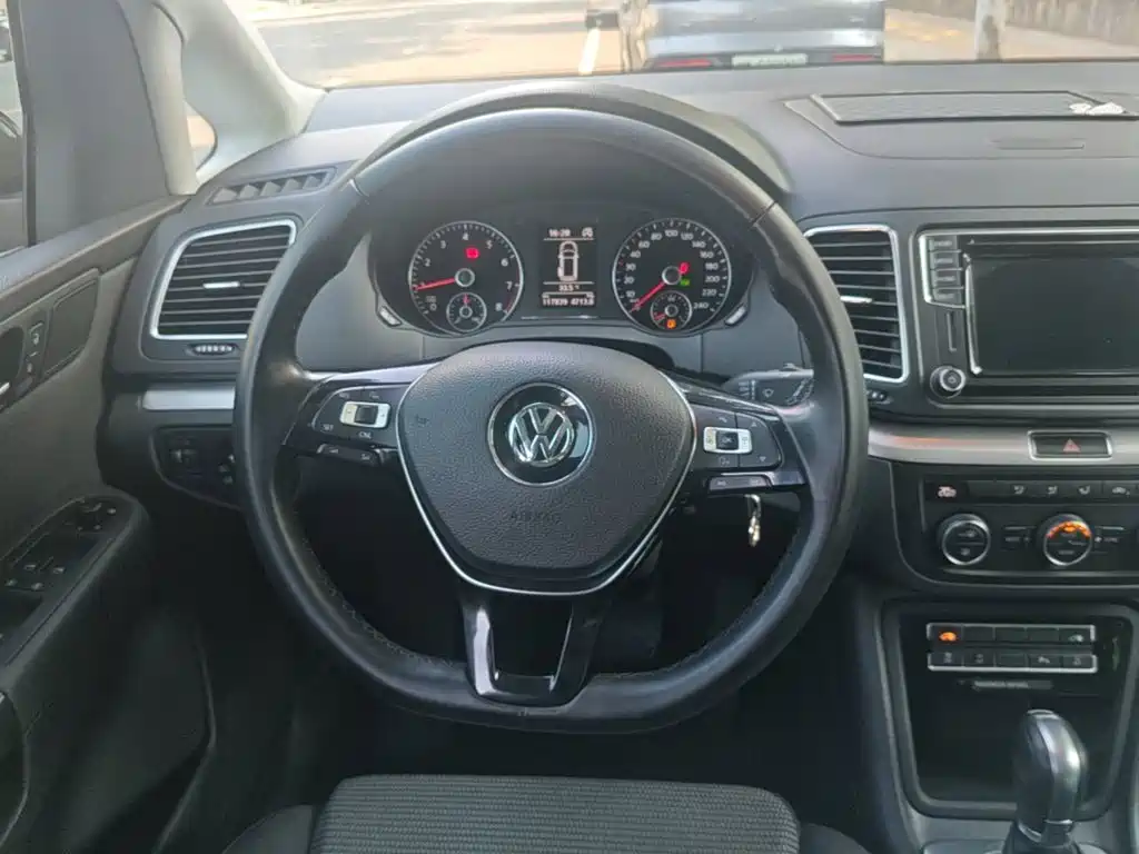 Volkswagen Sharan — миниатюра 11