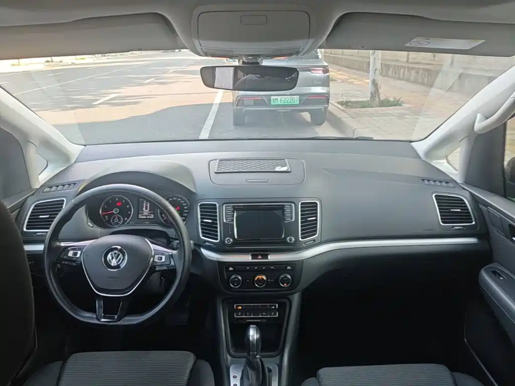 Volkswagen Sharan — миниатюра 10