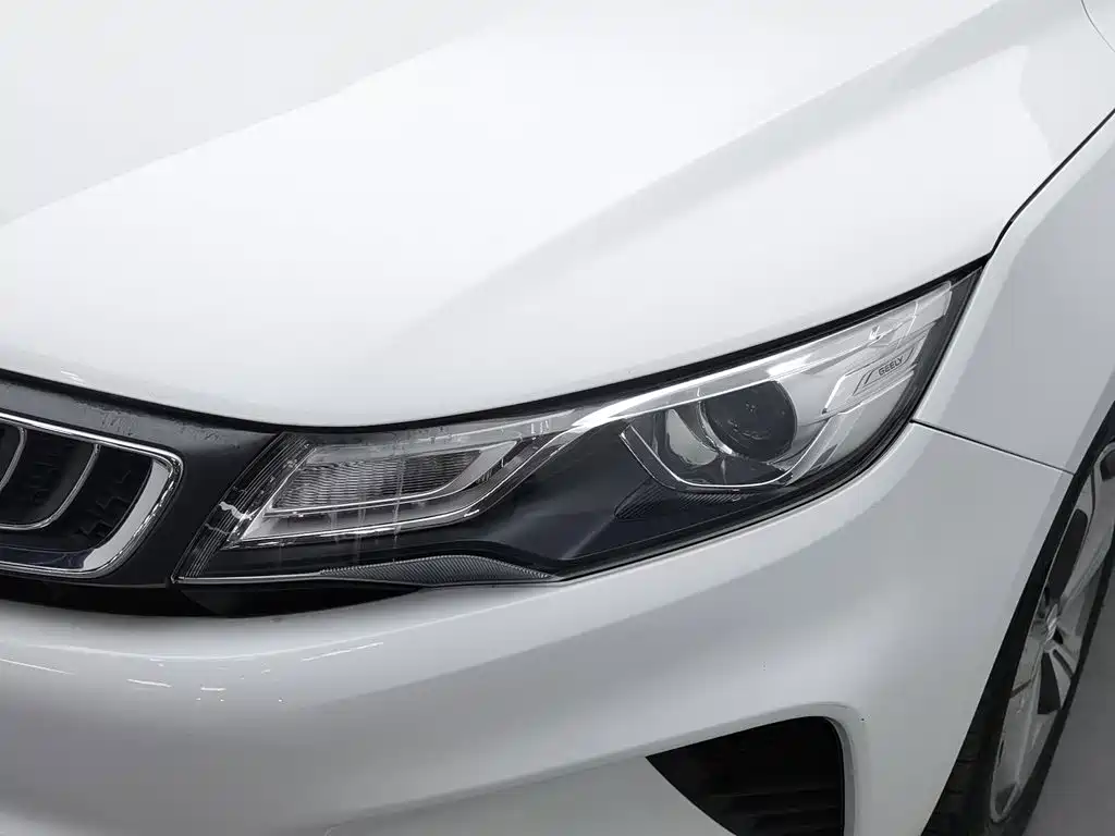 Geely Emgrand GL — миниатюра 7