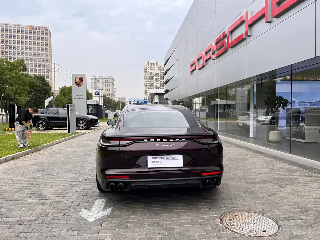 Porsche Panamera — миниатюра 6