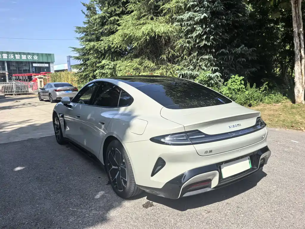 XIAOMI CAR XIAOMI SU7