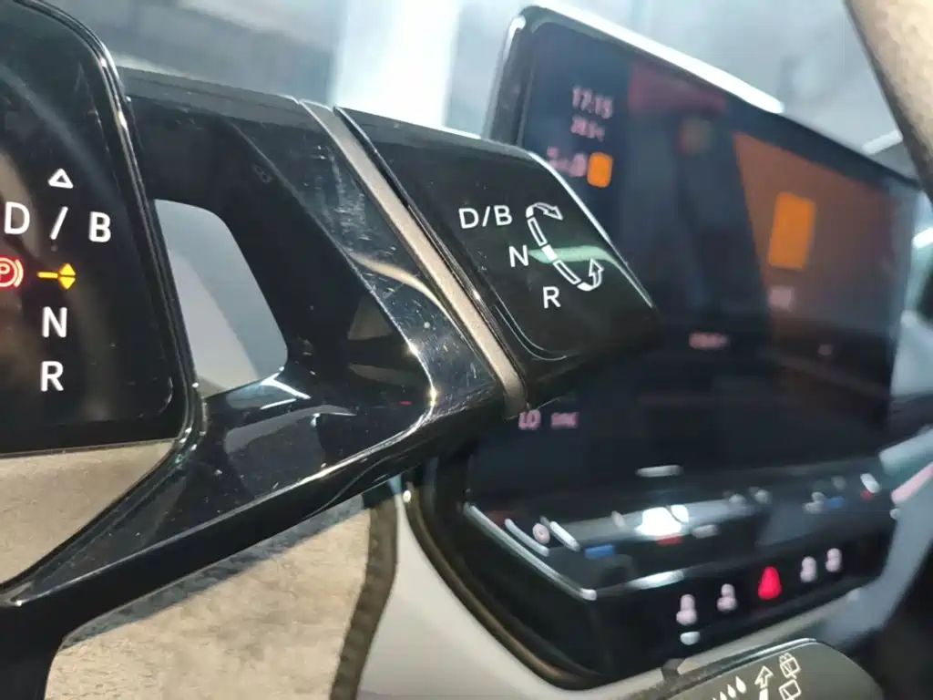 Volkswagen ID.4 X — миниатюра 14