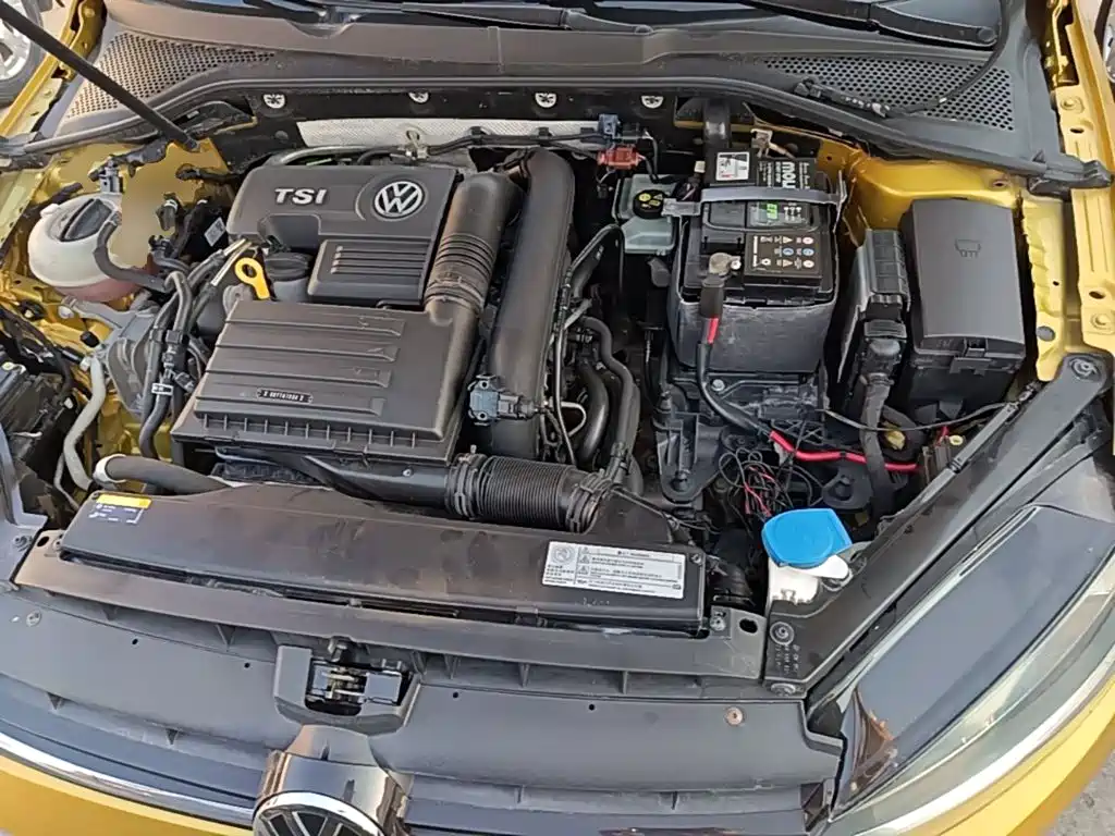 Volkswagen Golf — миниатюра 20