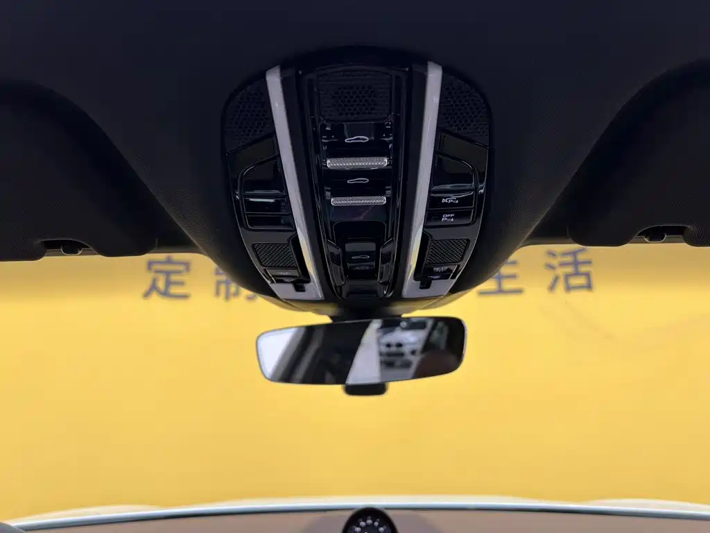 Porsche Panamera — миниатюра 40