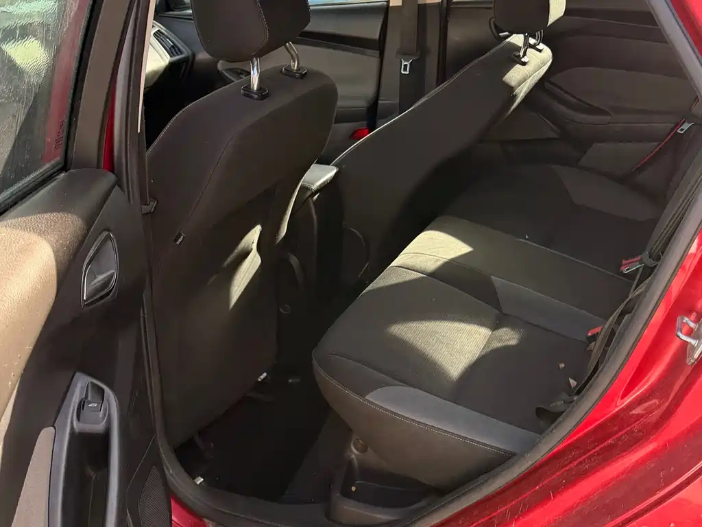 Ford Focus 2012 1.6L AT Comfort