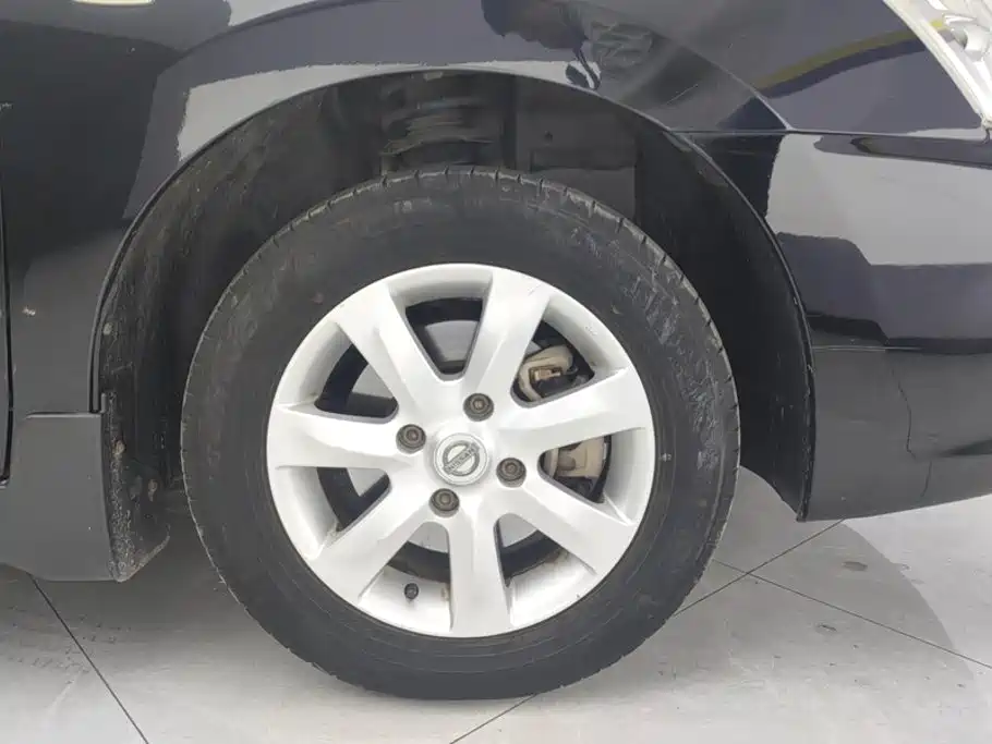 Nissan Sylphy — миниатюра 6
