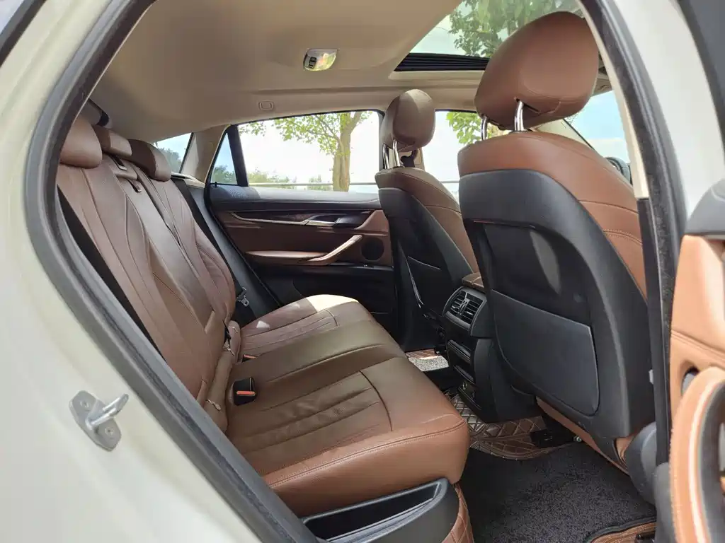 BMW X6 — миниатюра 6