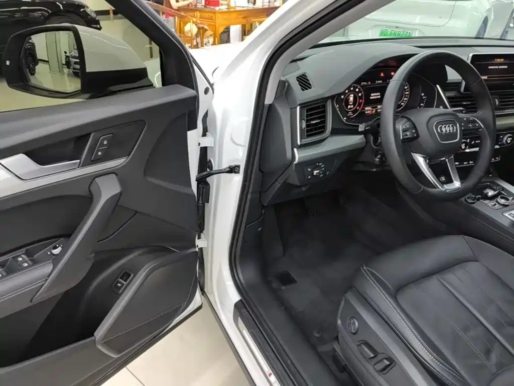Audi Q5L — миниатюра 16