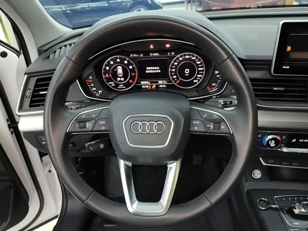 Audi Q5L — миниатюра 11