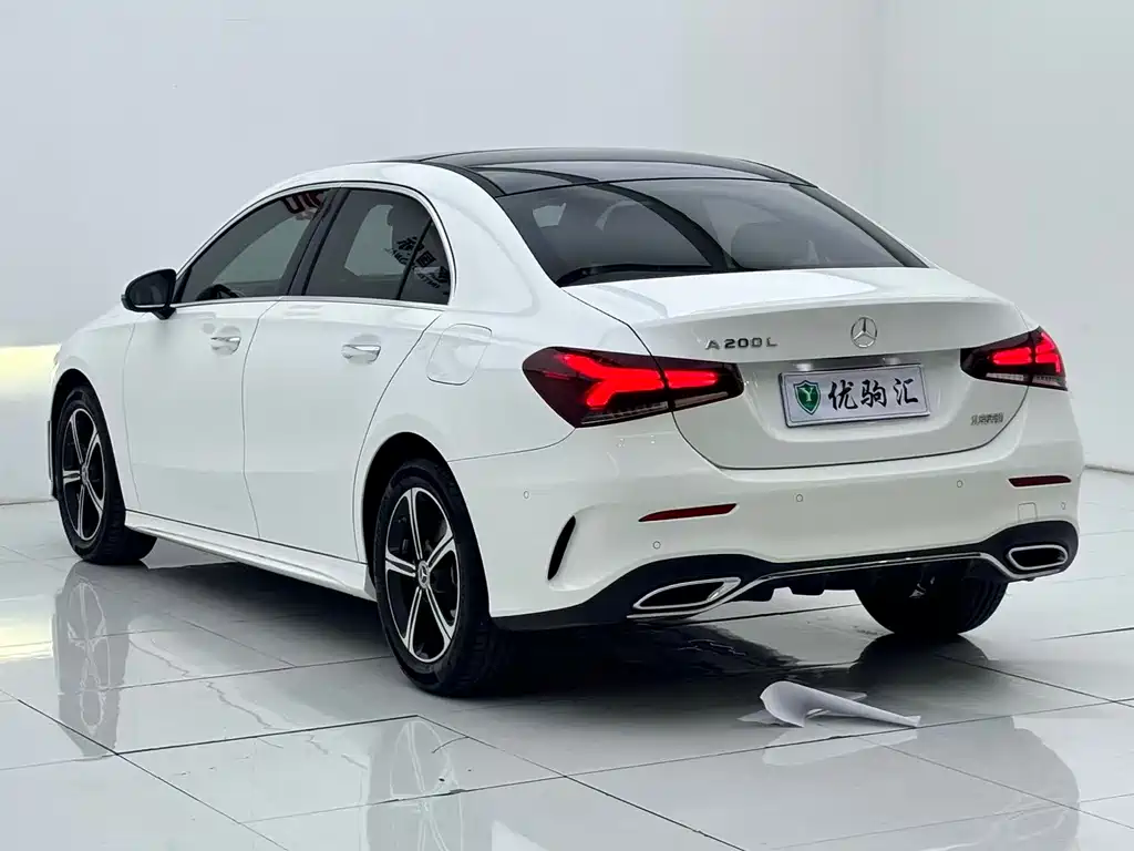 Mercedes-Benz A-Class — миниатюра 6