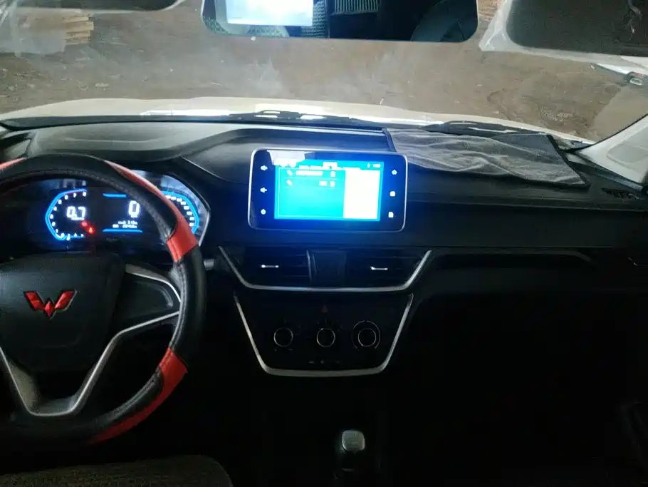Wuling Hongguang S3 — миниатюра 13