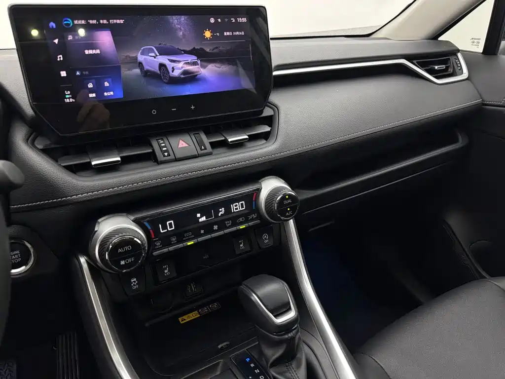 Toyota RAV4 — миниатюра 12