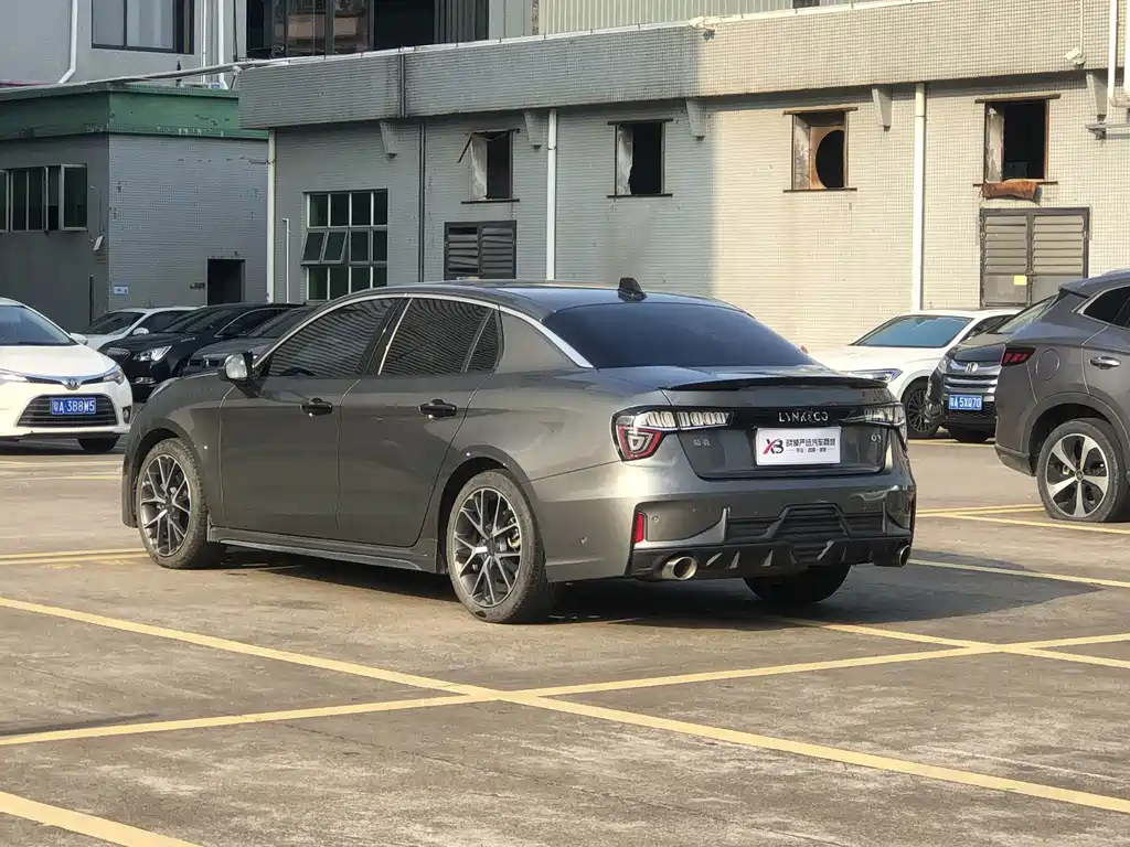 Lynk & Co 03 — миниатюра 6