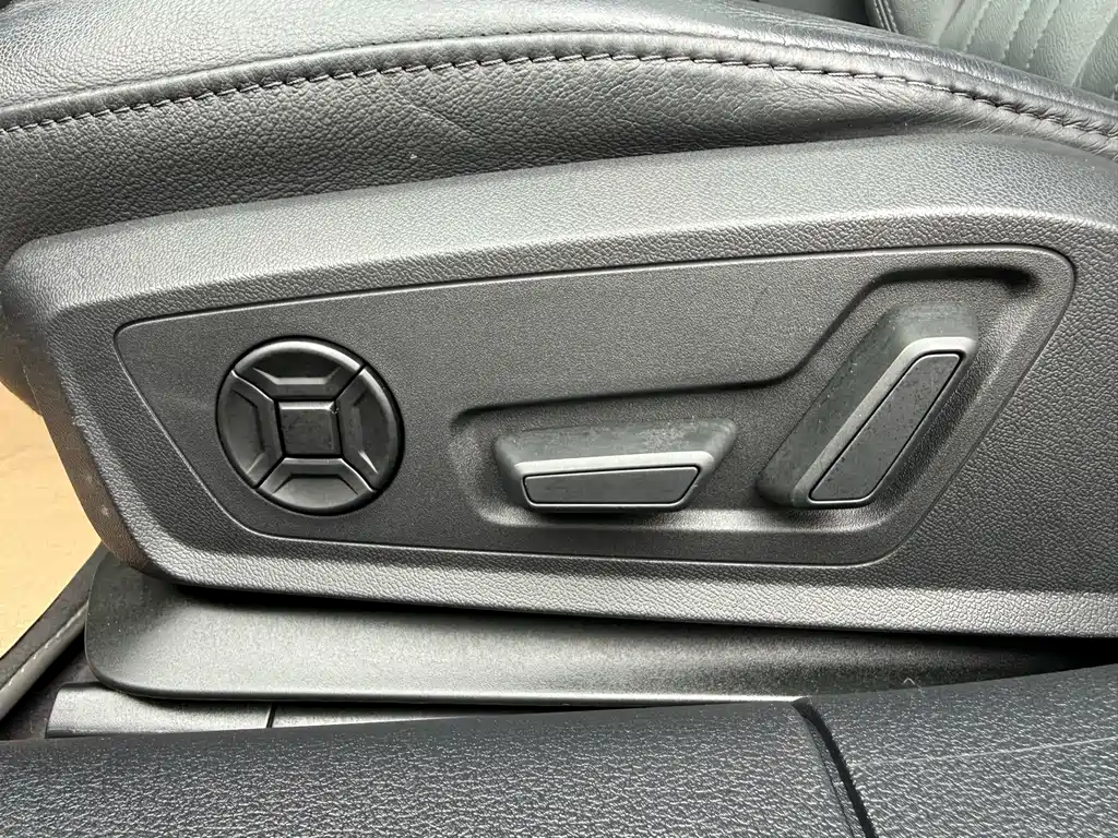 Audi A6L — миниатюра 18