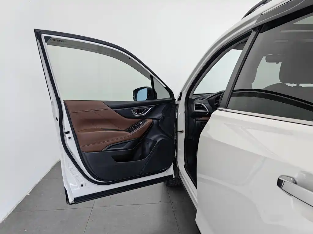 Subaru Forester — миниатюра 8