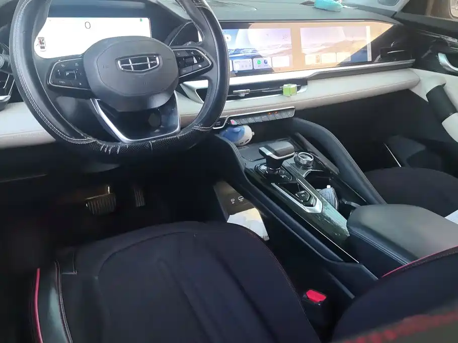Geely Xingyue L — миниатюра 12