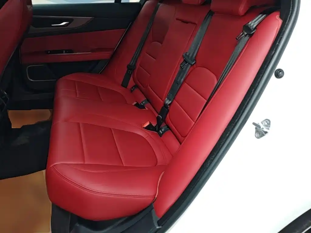 Jaguar XEL — миниатюра 17