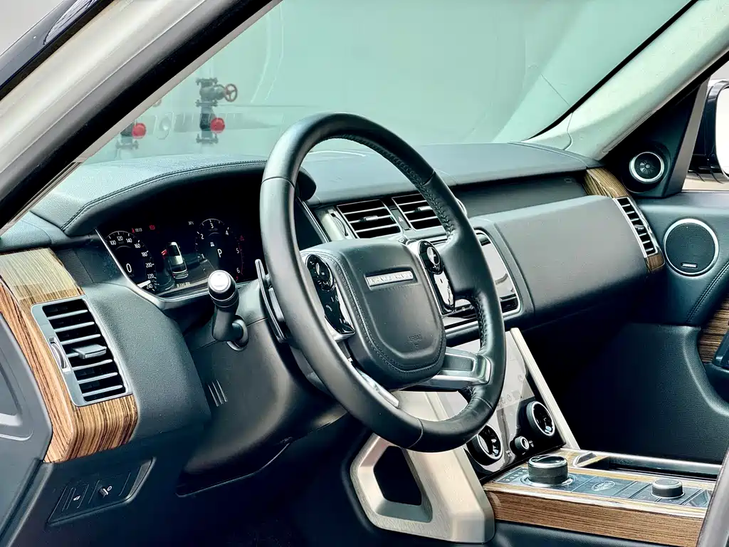 Land Rover Range Rover 2018 3.0T