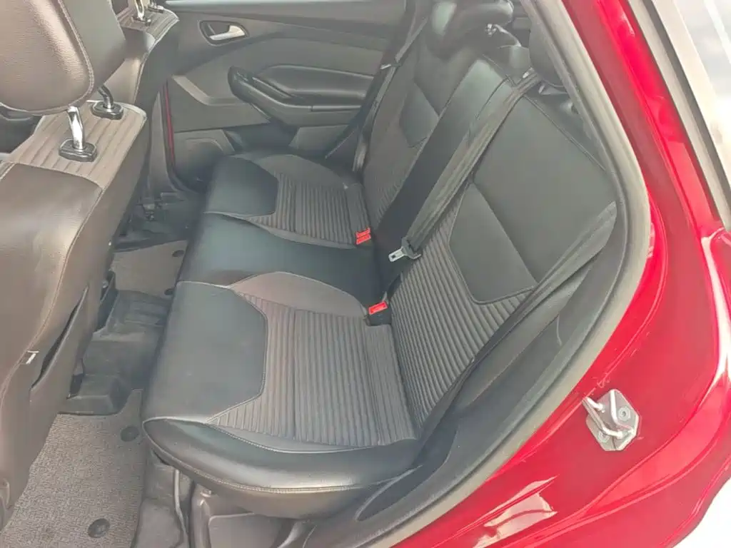 Ford Focus — миниатюра 17