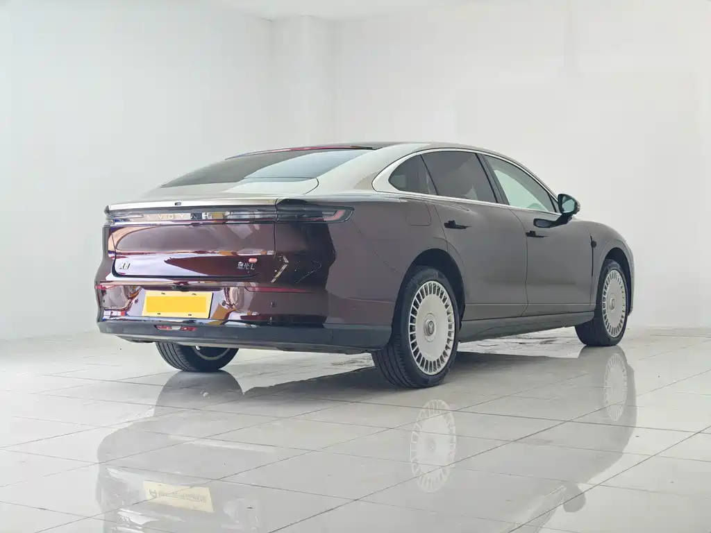 VOYAH Passion L — миниатюра 12
