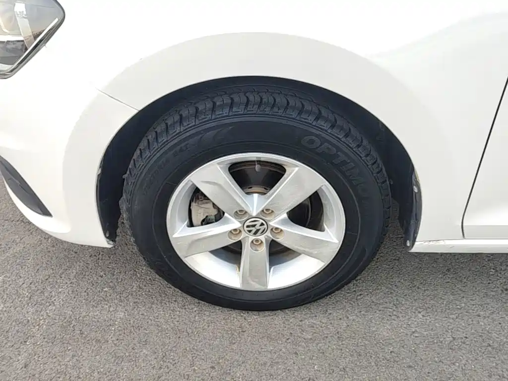 Volkswagen Santana — миниатюра 23
