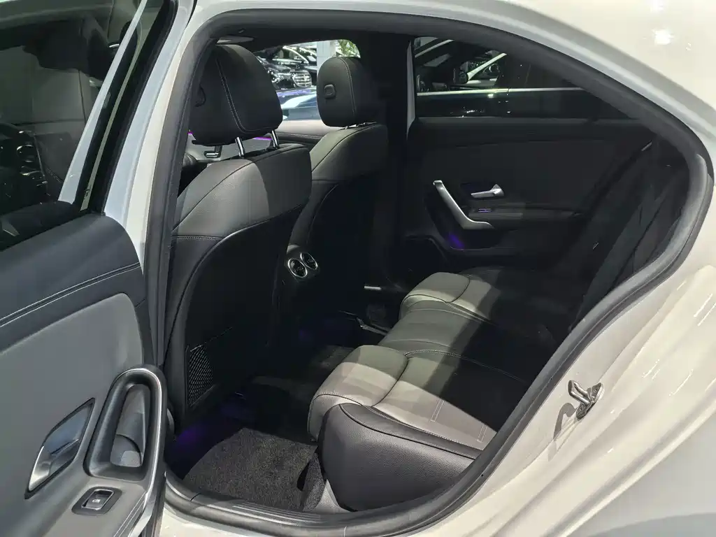 Mercedes-Benz A-Class AMG — миниатюра 5