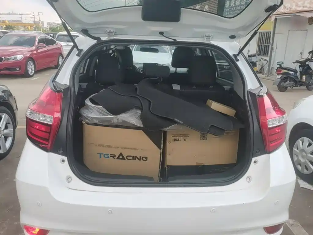 Toyota Yaris L — миниатюра 19