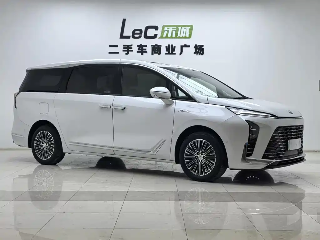 BUICK GL8 NEW ENERGY