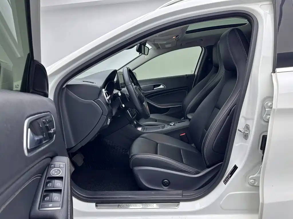 Mercedes-Benz GLA — миниатюра 10