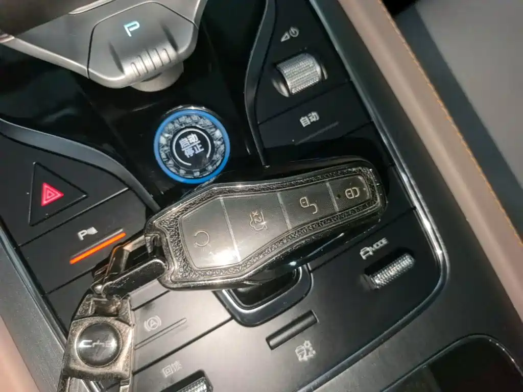 BYD Yuan Plus — миниатюра 9