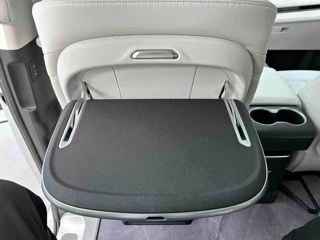 Buick GL8 Hybrid — миниатюра 39