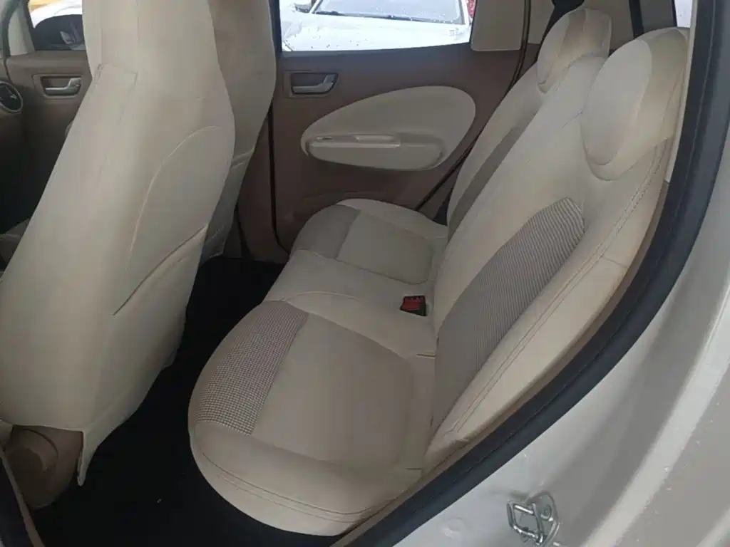 Wuling MINIEV — миниатюра 17