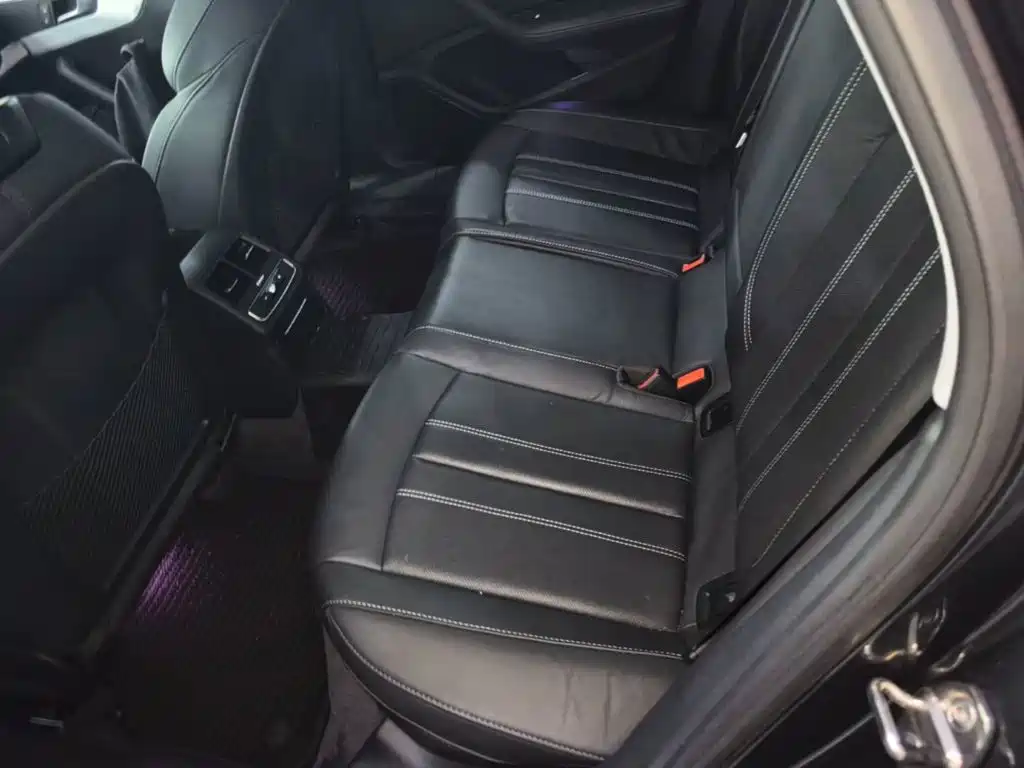 Audi A4L — миниатюра 17