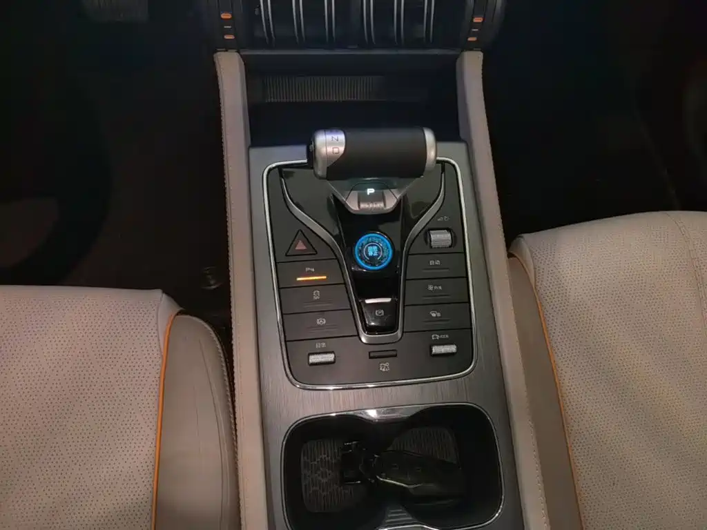 BYD Yuan Plus — миниатюра 14