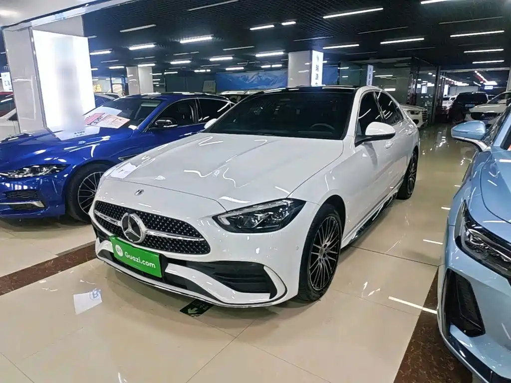 Mercedes-Benz C-Class — миниатюра 2
