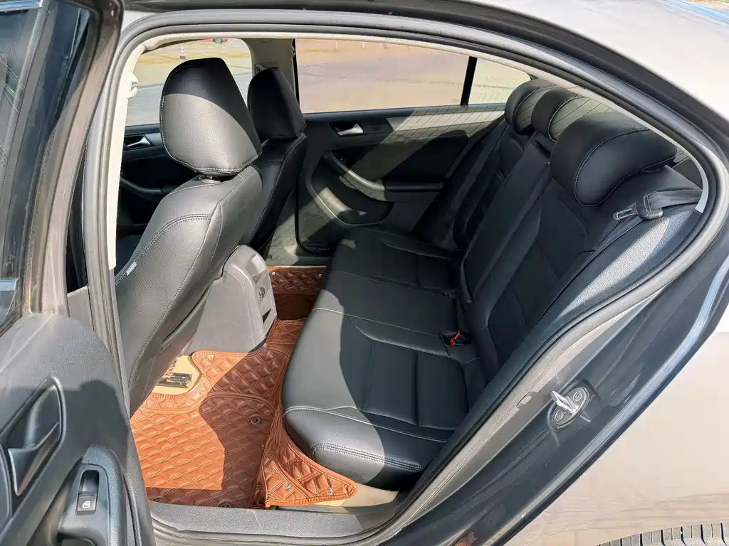 Volkswagen Sagitar — миниатюра 13