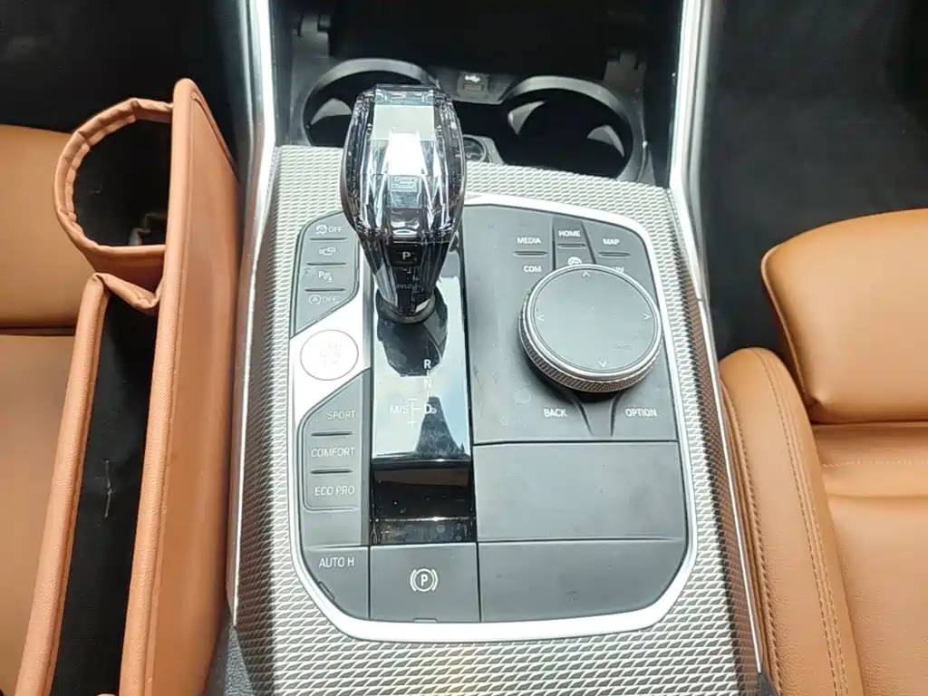 BMW 3 Series — миниатюра 14